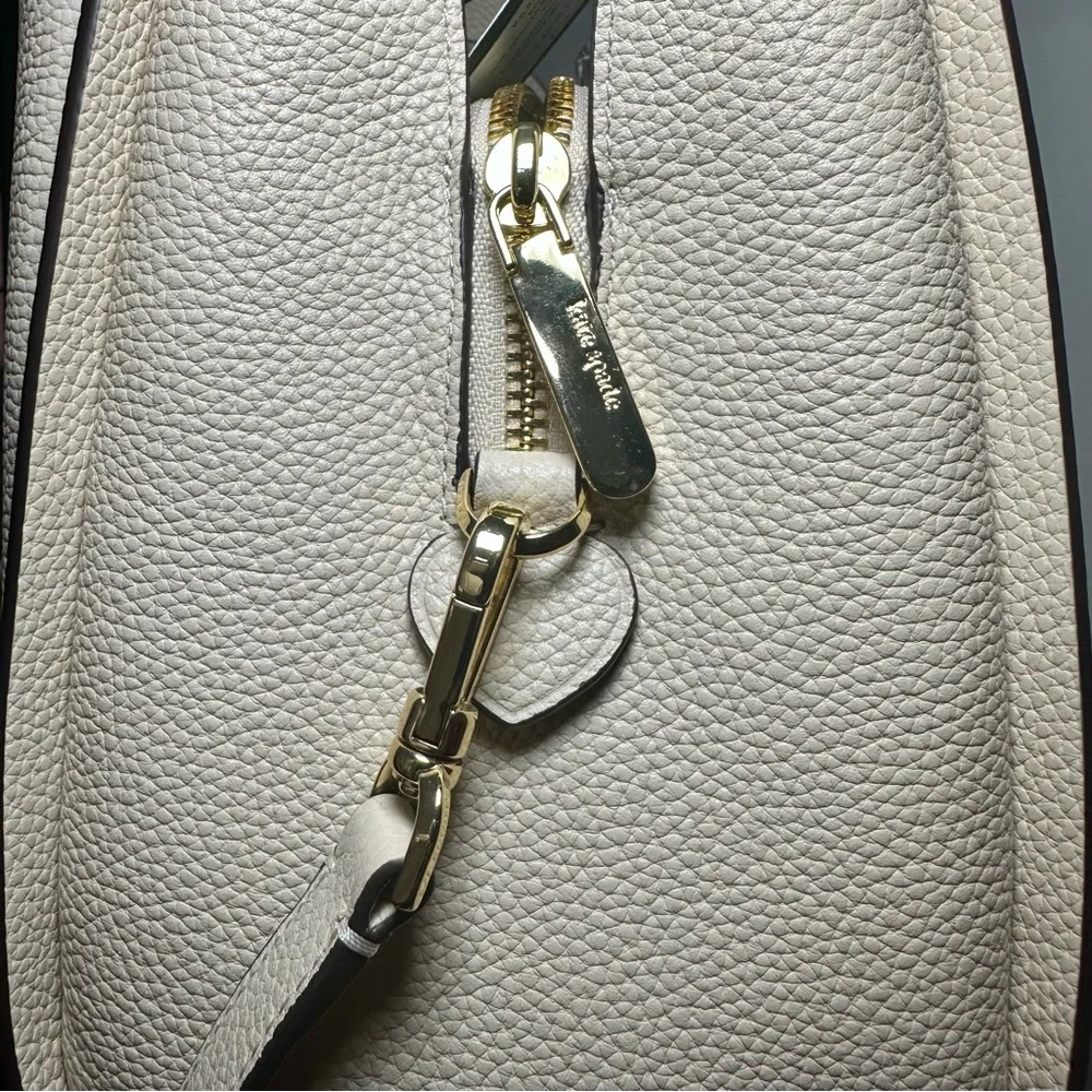15. NWT kate spade new york Medium Knott Leather Crossbody Tote - Picture 8 of 13